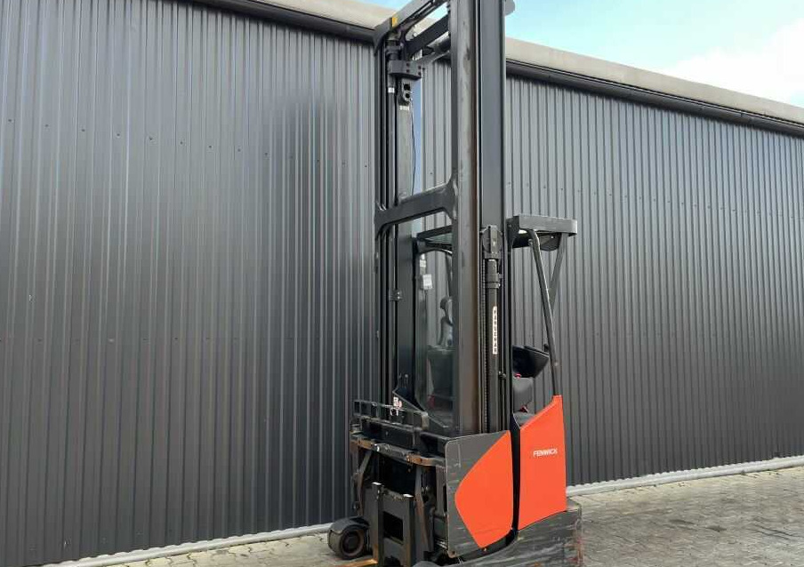 Linde R14X - Chariot à mât rétractable: photos 1 Linde R14X - Chariot à mât rétractable: photos 1