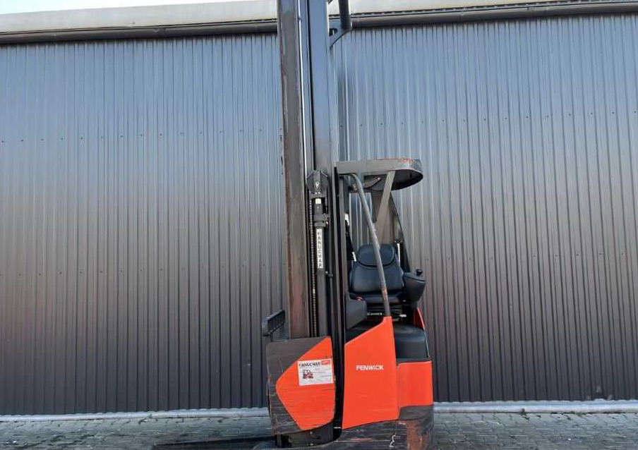 Linde R14X - Chariot à mât rétractable: photos 2 Linde R14X - Chariot à mât rétractable: photos 2