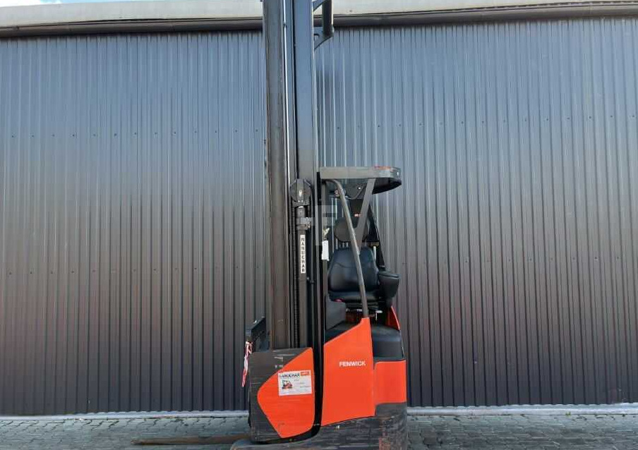Linde R14X - Chariot à mât rétractable: photos 2 Linde R14X - Chariot à mât rétractable: photos 2