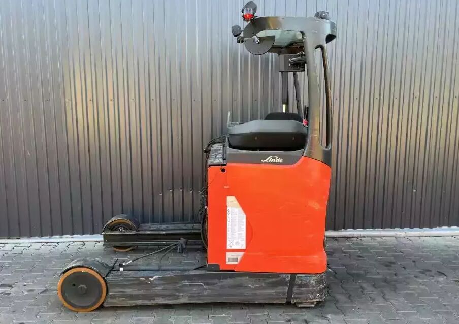 Linde R20HD-01 - Chariot à mât rétractable: photos 2 Linde R20HD-01 - Chariot à mât rétractable: photos 2