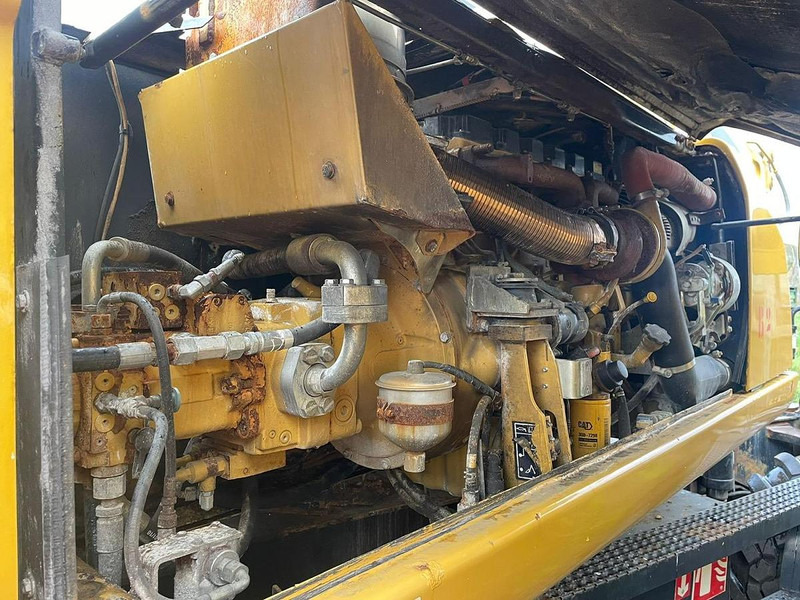 Pelle sur pneus Caterpillar M322D VAH: photos 15 Pelle sur pneus Caterpillar M322D VAH: photos 15