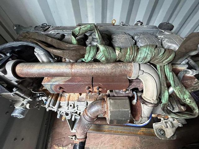 Liebherr 954C HD - Pièce universelle pour Pelle sur chenille: photos 3 Liebherr 954C HD - Pièce universelle pour Pelle sur chenille: photos 3