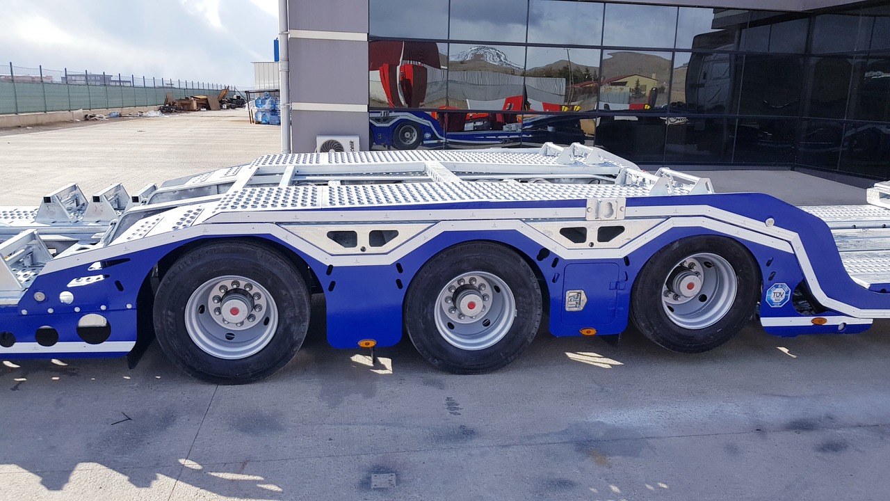 ALPHAMAX 3 AXLE TRUCK TRANSPORTER VEGA TRAILER - Semi-remorque porte-voitures: photos 5 ALPHAMAX 3 AXLE TRUCK TRANSPORTER VEGA TRAILER - Semi-remorque porte-voitures: photos 5
