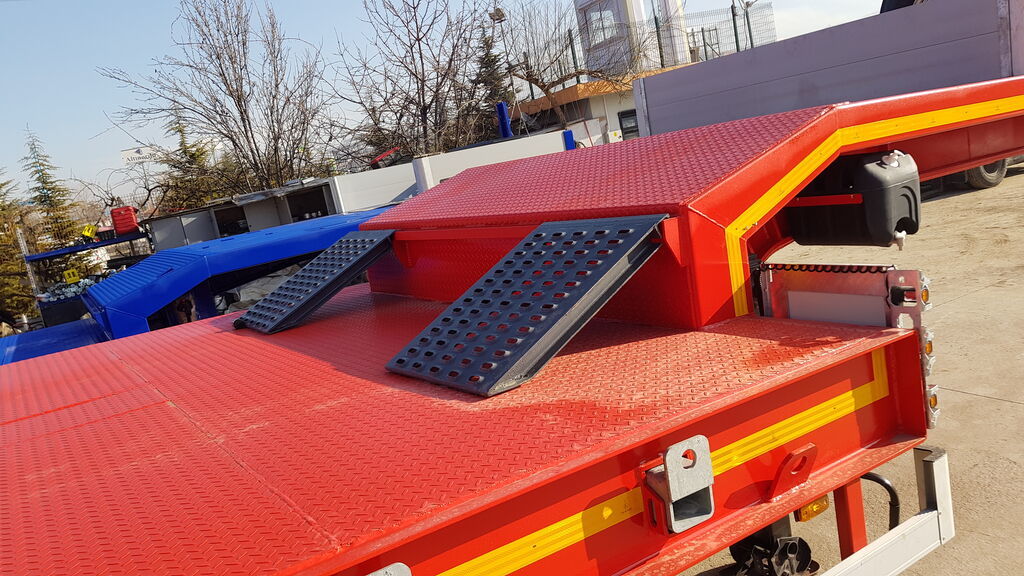 VEGA TRAILER 4 Axle Low-Bed (OZS-L4) - Semi-remorque surbaissé: photos 4 VEGA TRAILER 4 Axle Low-Bed (OZS-L4) - Semi-remorque surbaissé: photos 4