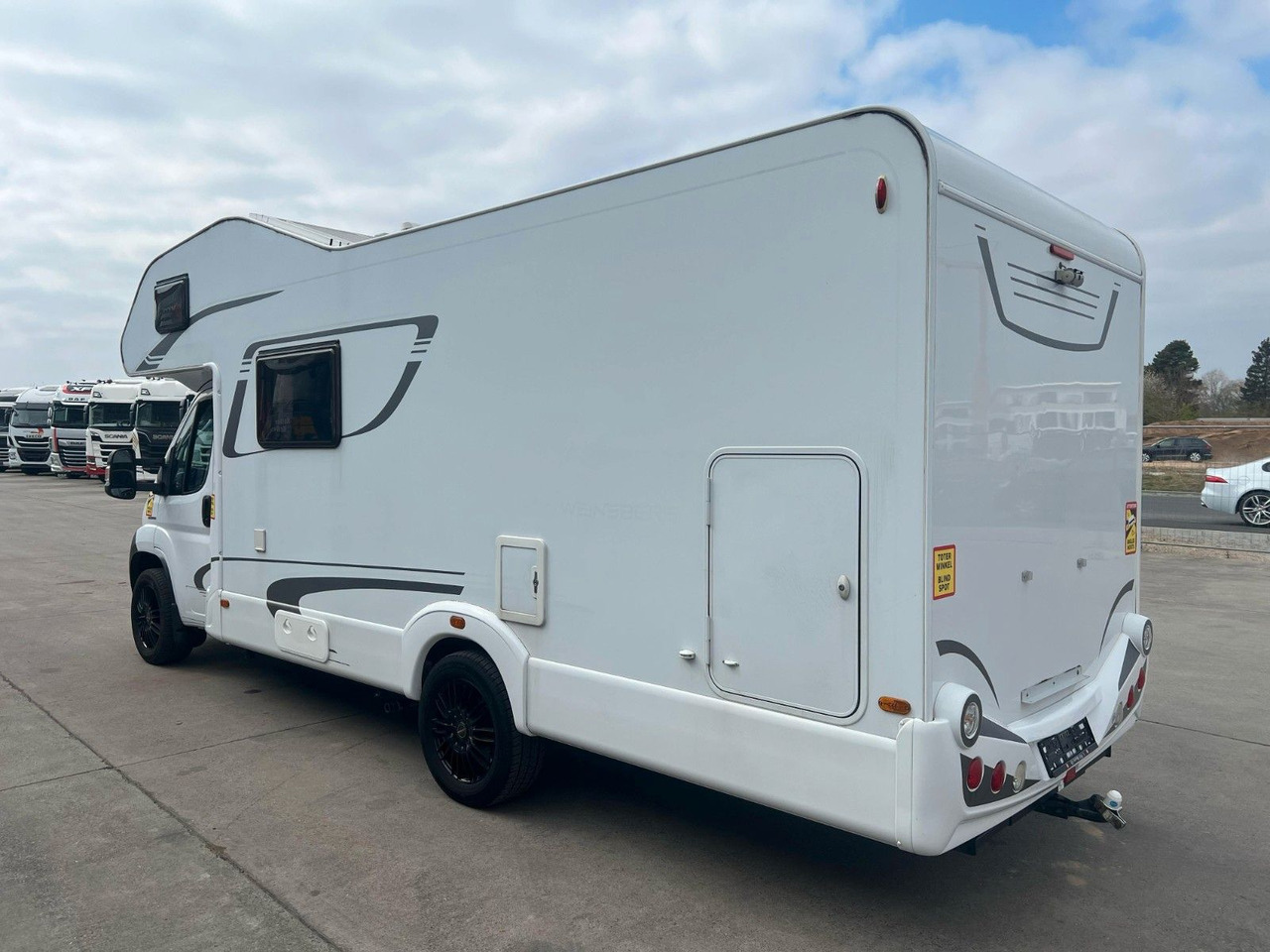 Fiat DUCATO 130 MULTIJET *KÜCHE*BAD*SCHLAFBEREICH* - Camping-car capucine: photos 4 Fiat DUCATO 130 MULTIJET *KÜCHE*BAD*SCHLAFBEREICH* - Camping-car capucine: photos 4