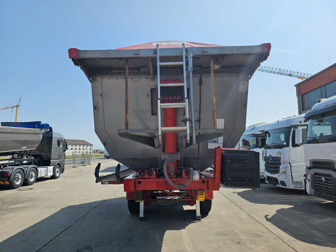 Kempf SKM 31/2 * KIPPMULDE * ELEK. VERDECK *LIFT * BPW - Semi-remorque benne: photos 2 Kempf SKM 31/2 * KIPPMULDE * ELEK. VERDECK *LIFT * BPW - Semi-remorque benne: photos 2