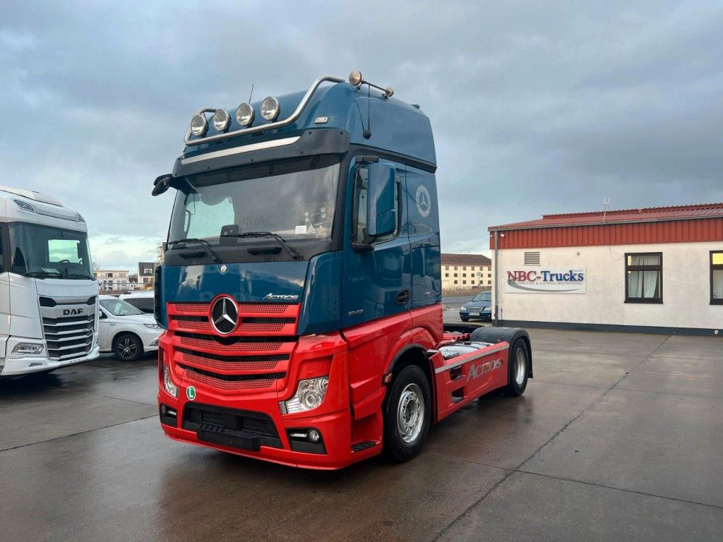 Mercedes-Benz ACTROS 1845 GIGASPACE * AUTOTRANSPORTER * - Camion porte-voitures: photos 1 Mercedes-Benz ACTROS 1845 GIGASPACE * AUTOTRANSPORTER * - Camion porte-voitures: photos 1