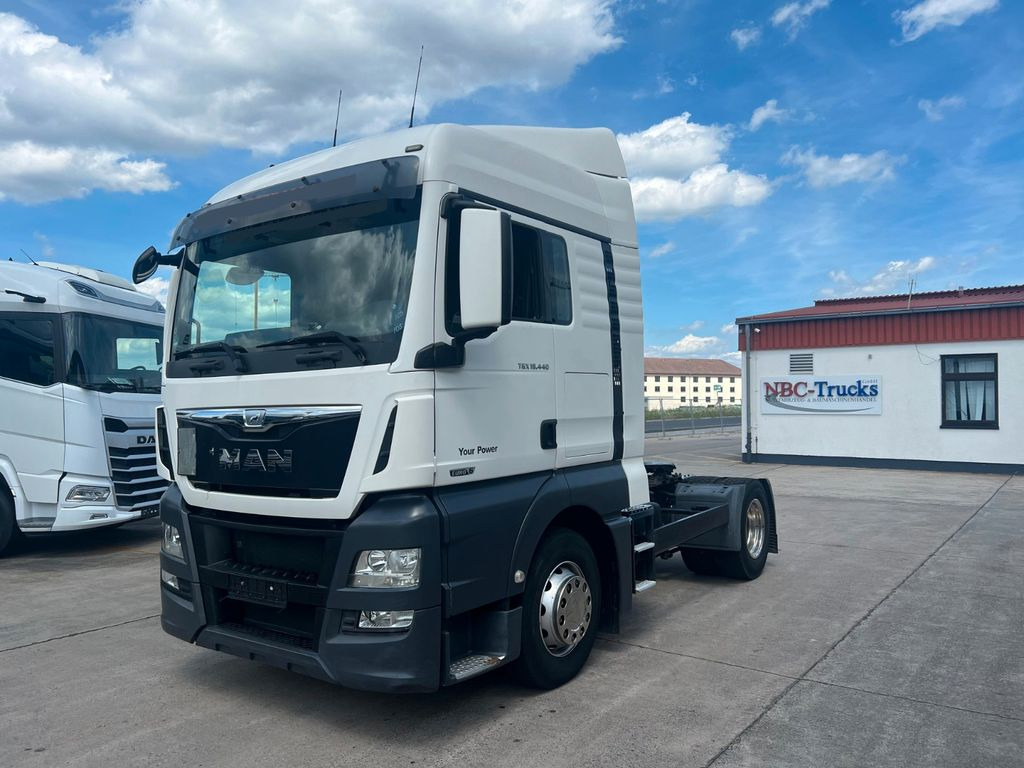 MAN * TGX 18.440 * RETARDER * AUTOMATIK * ACC * - Tracteur routier: photos 1 MAN * TGX 18.440 * RETARDER * AUTOMATIK * ACC * - Tracteur routier: photos 1