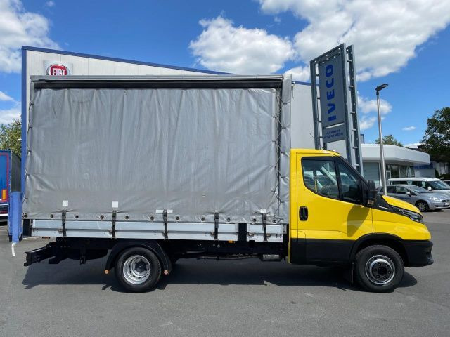 Iveco Daily 70C21HA8/P (72C) Euro6 Klima AHK Navi ZV - Utilitaire rideaux coulissants (PLSC): photos 3 Iveco Daily 70C21HA8/P (72C) Euro6 Klima AHK Navi ZV - Utilitaire rideaux coulissants (PLSC): photos 3
