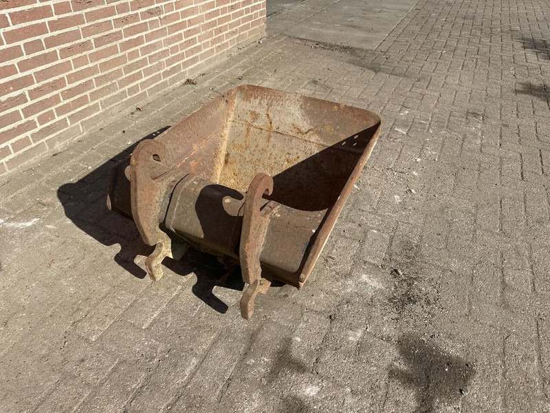 CW 10 - Godet pour Engins de chantier: photos 3 CW 10 - Godet pour Engins de chantier: photos 3