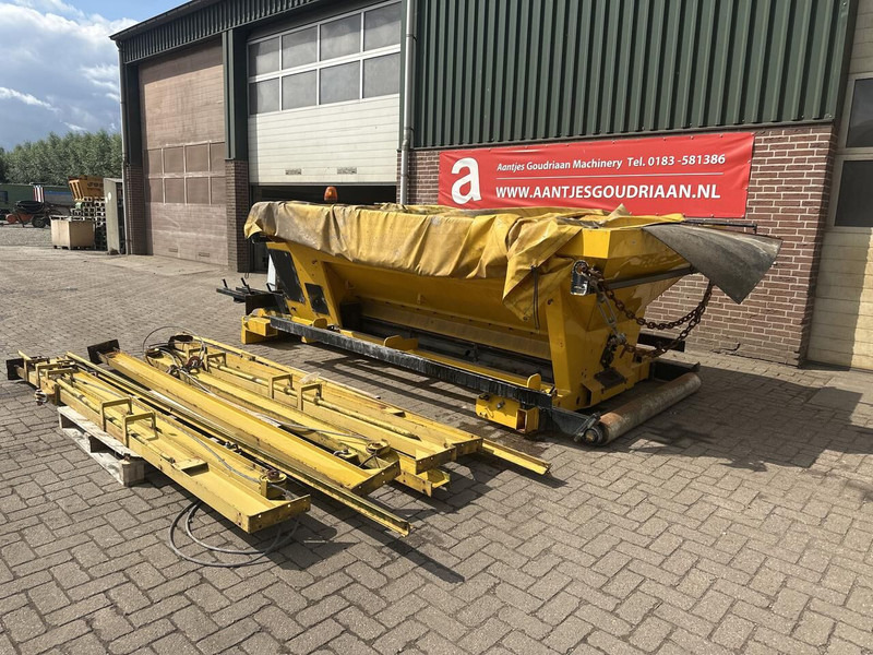 Onbekend - Epandeur de sable: photos 2 Onbekend - Epandeur de sable: photos 2