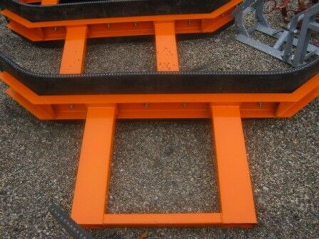 Rubberschuif met lepelinsteek - Lame à neige: photos 2 Rubberschuif met lepelinsteek - Lame à neige: photos 2