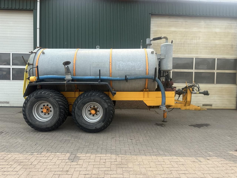 Tandamas - Epandeur à fumier: photos 1 Tandamas - Epandeur à fumier: photos 1