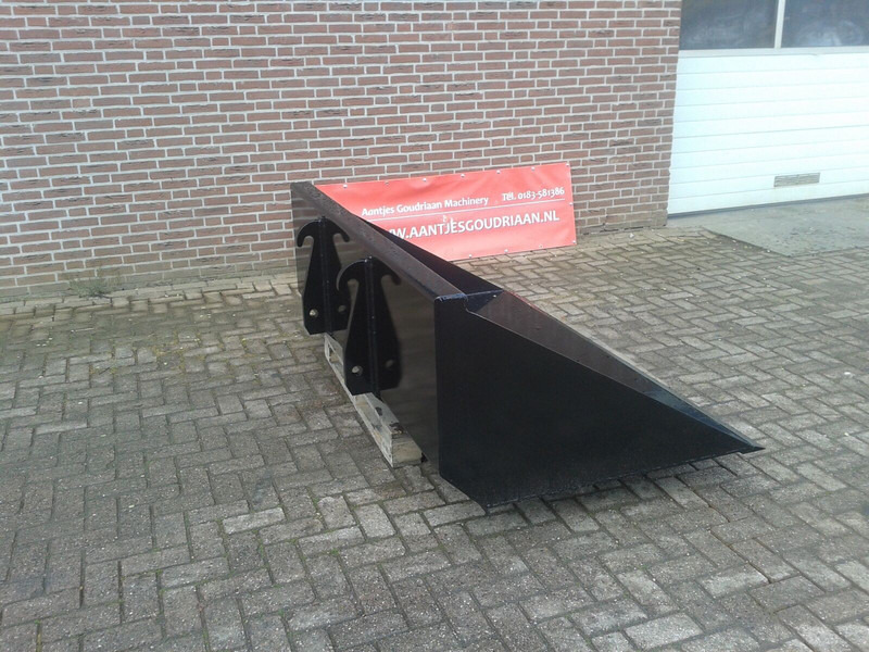 Godet neuf Voorlader en shovel bakken: photos 7