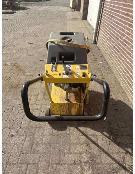 WACKER NEUSON BFS 1345 - Travaux routiers: photos 3 WACKER NEUSON BFS 1345 - Travaux routiers: photos 3