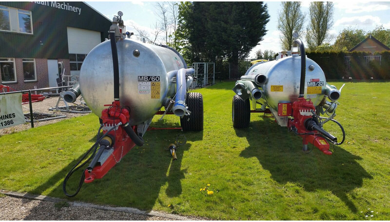Watertank met haspel - Epandeur à fumier: photos 1 Watertank met haspel - Epandeur à fumier: photos 1