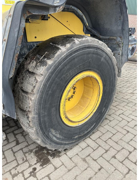 Shovel WA270 8 - Gebruikt - Chargeuse sur pneus: photos 5 Shovel WA270 8 - Gebruikt - Chargeuse sur pneus: photos 5
