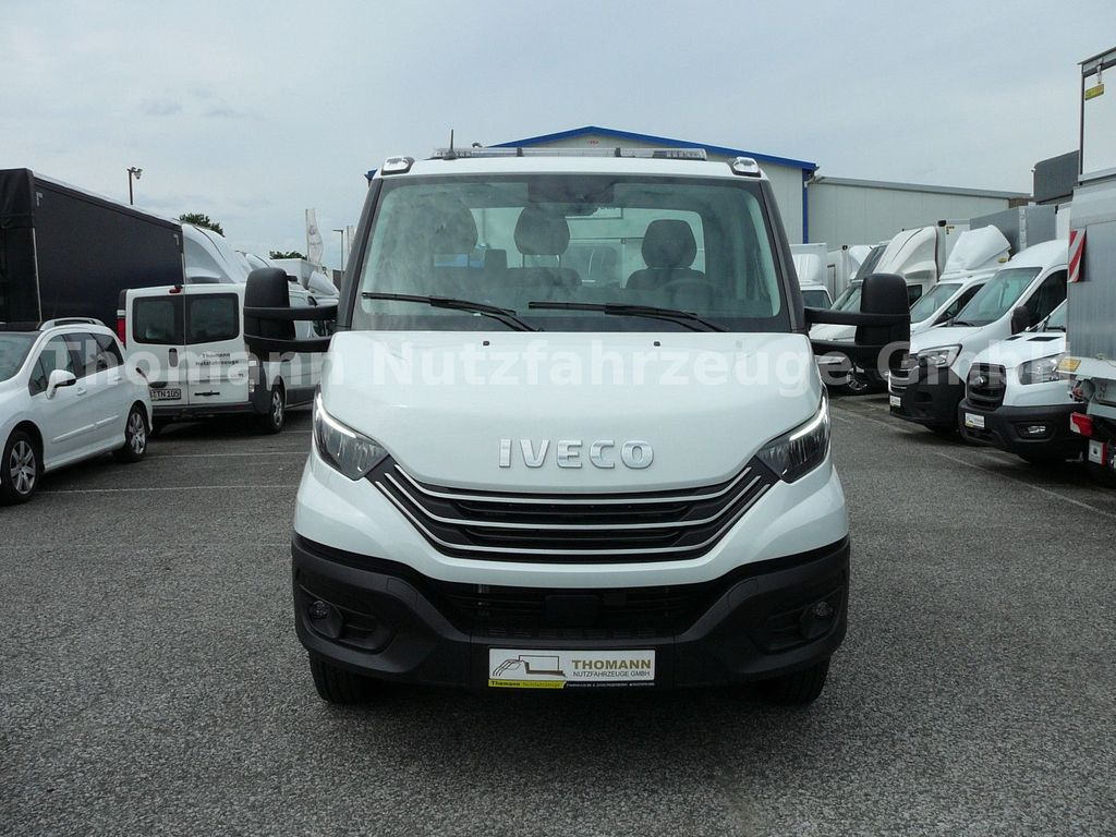Iveco DAILY 70C18 Schiebeplateu Hubbrille Luftfed Navi Iveco DAILY 70C18 Schiebeplateu Hubbrille Luftfed Navi - Remorqueuse, Véhicule utilitaire: photos 4 Iveco DAILY 70C18 Schiebeplateu Hubbrille Luftfed Navi Iveco DAILY 70C18 Schiebeplateu Hubbrille Luftfed Navi - Remorqueuse, Véhicule utilitaire: photos 4