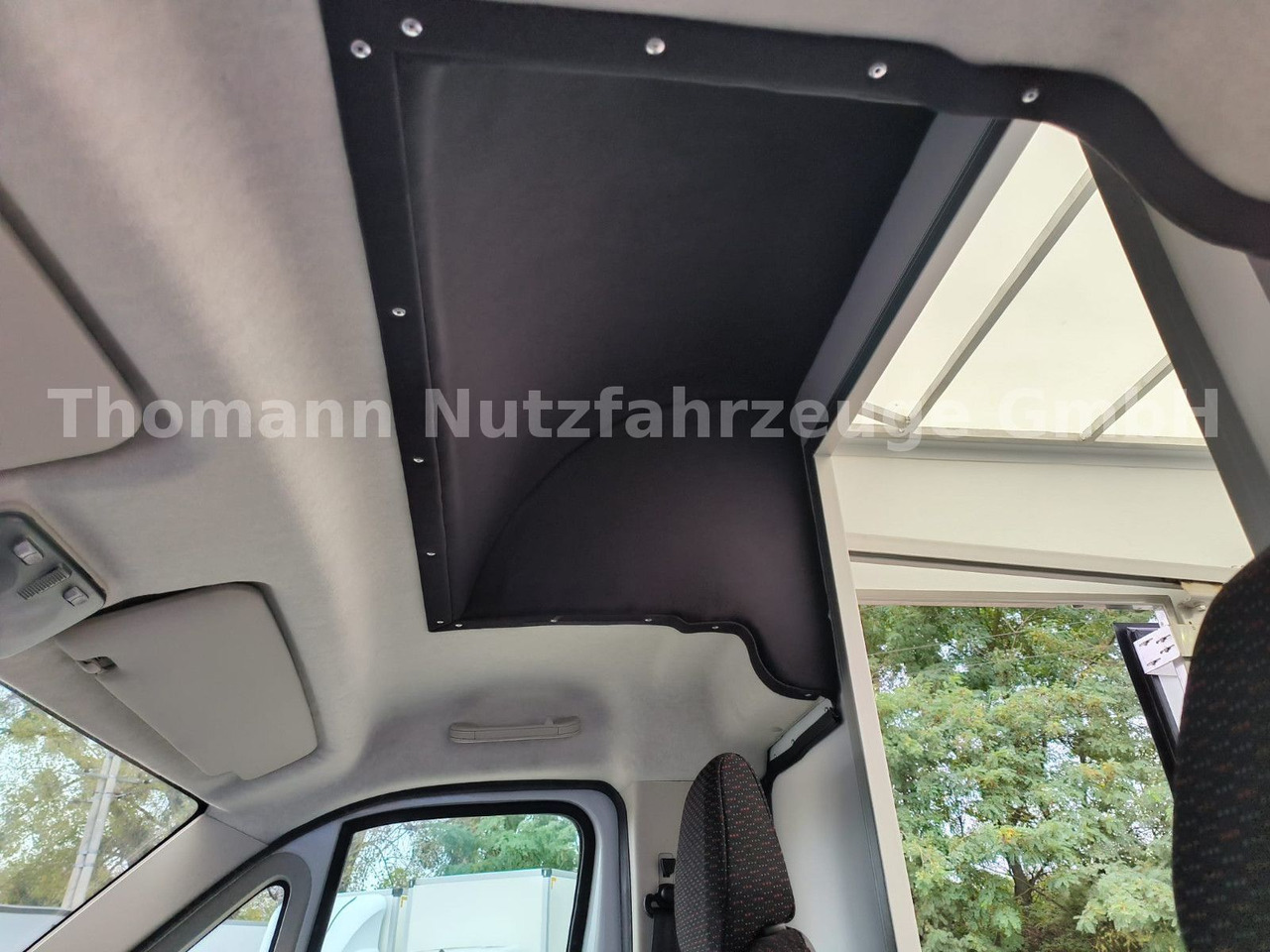 Peugeot Boxer Premium Koffer Extra Tief mit Klappe ! - Fourgon grand volume: photos 5 Peugeot Boxer Premium Koffer Extra Tief mit Klappe ! - Fourgon grand volume: photos 5