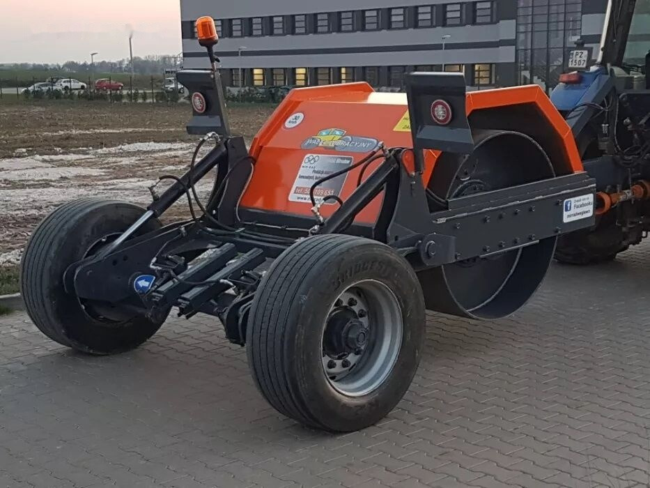 XZ New - Compacteur: photos 5 XZ New - Compacteur: photos 5