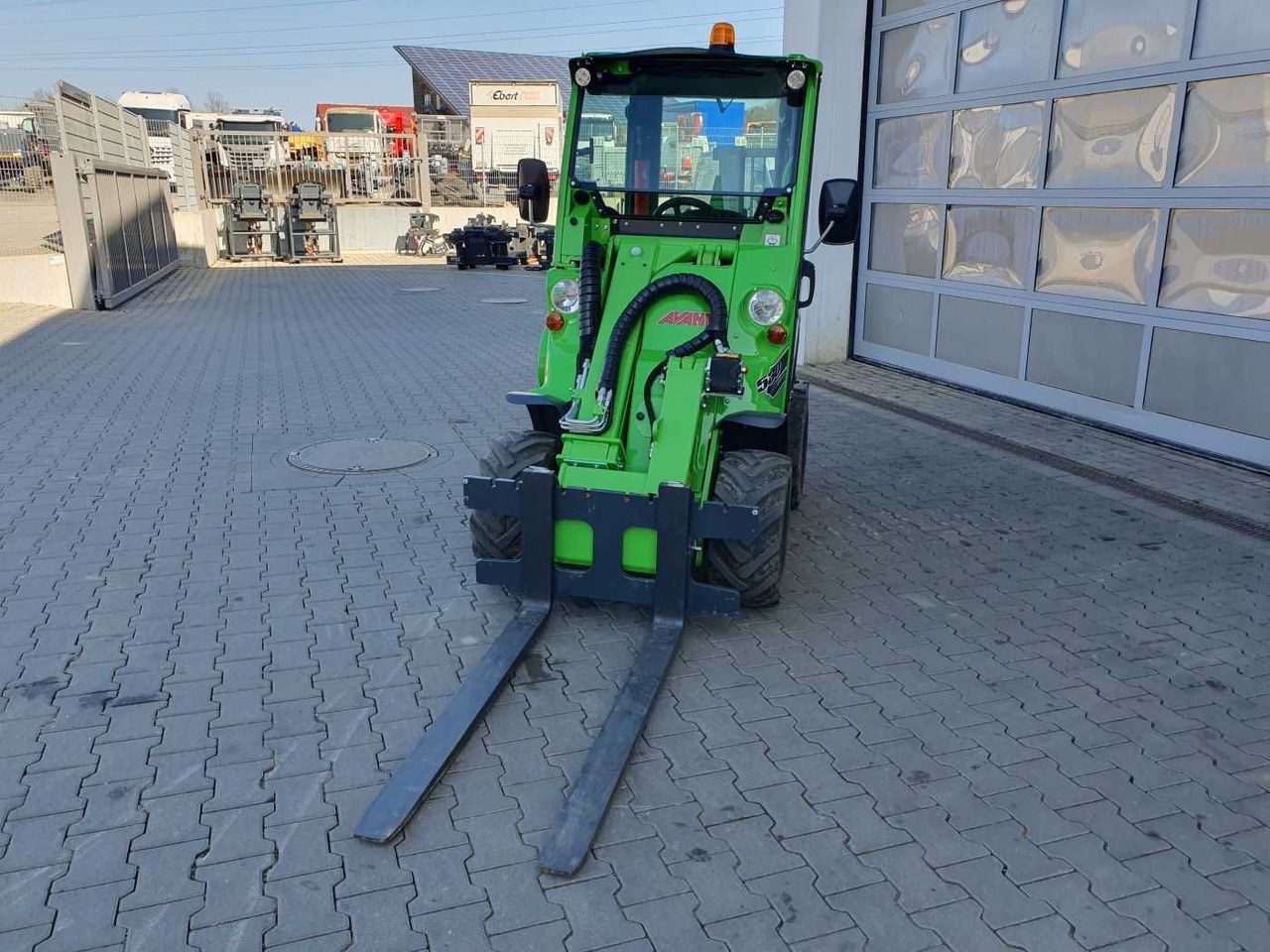 Chargeuse sur pneus Avant Tecno 530 / nur 126h! /  Inkl. Anbaugeräte! / 2018: photos 10 Chargeuse sur pneus Avant Tecno 530 / nur 126h! /  Inkl. Anbaugeräte! / 2018: photos 10