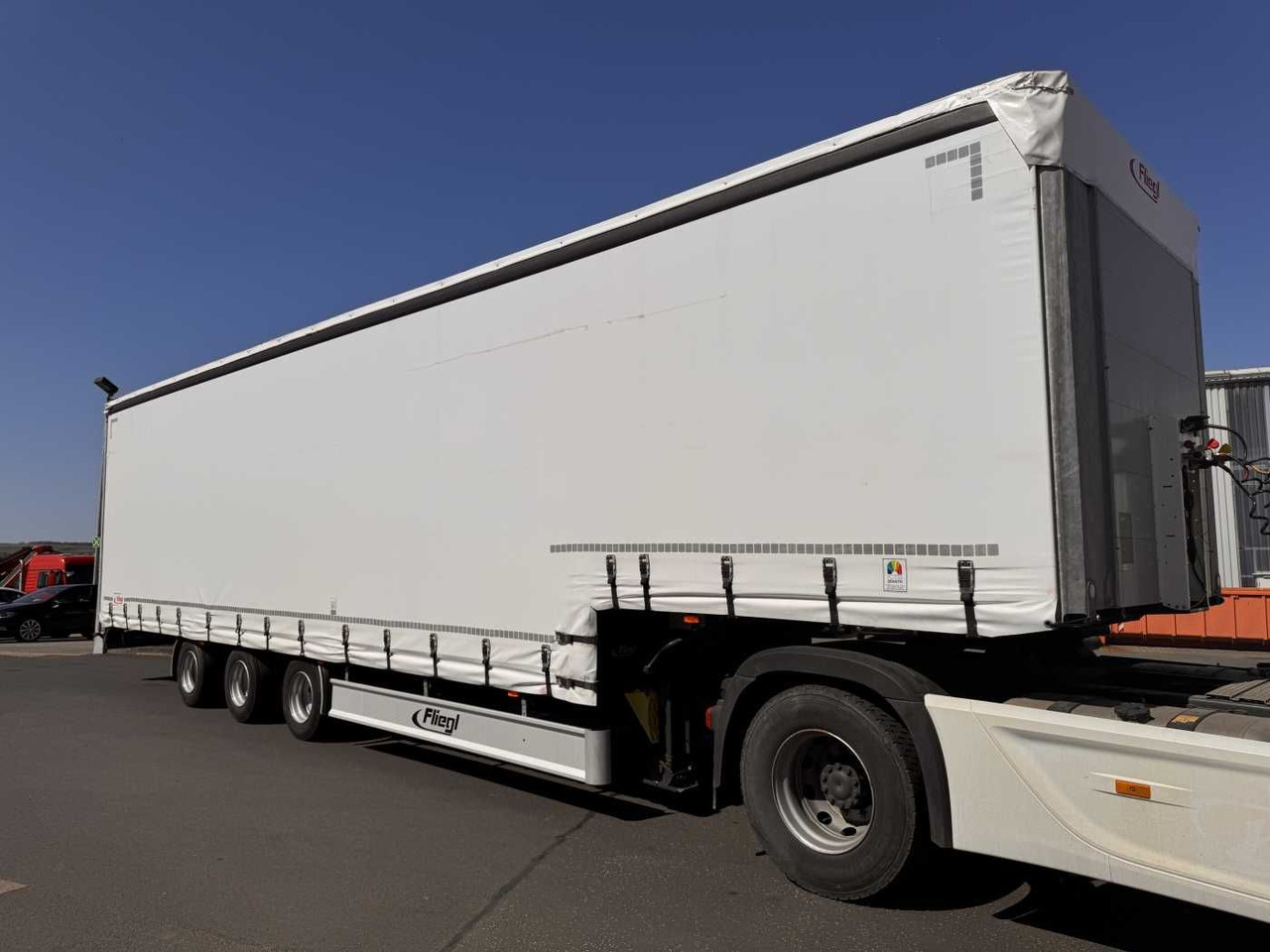 Fliegl SDS 350 Schiebeplane+Verdeck XL SAF 20.900Km - Semi-remorque rideaux coulissants: photos 2 Fliegl SDS 350 Schiebeplane+Verdeck XL SAF 20.900Km - Semi-remorque rideaux coulissants: photos 2