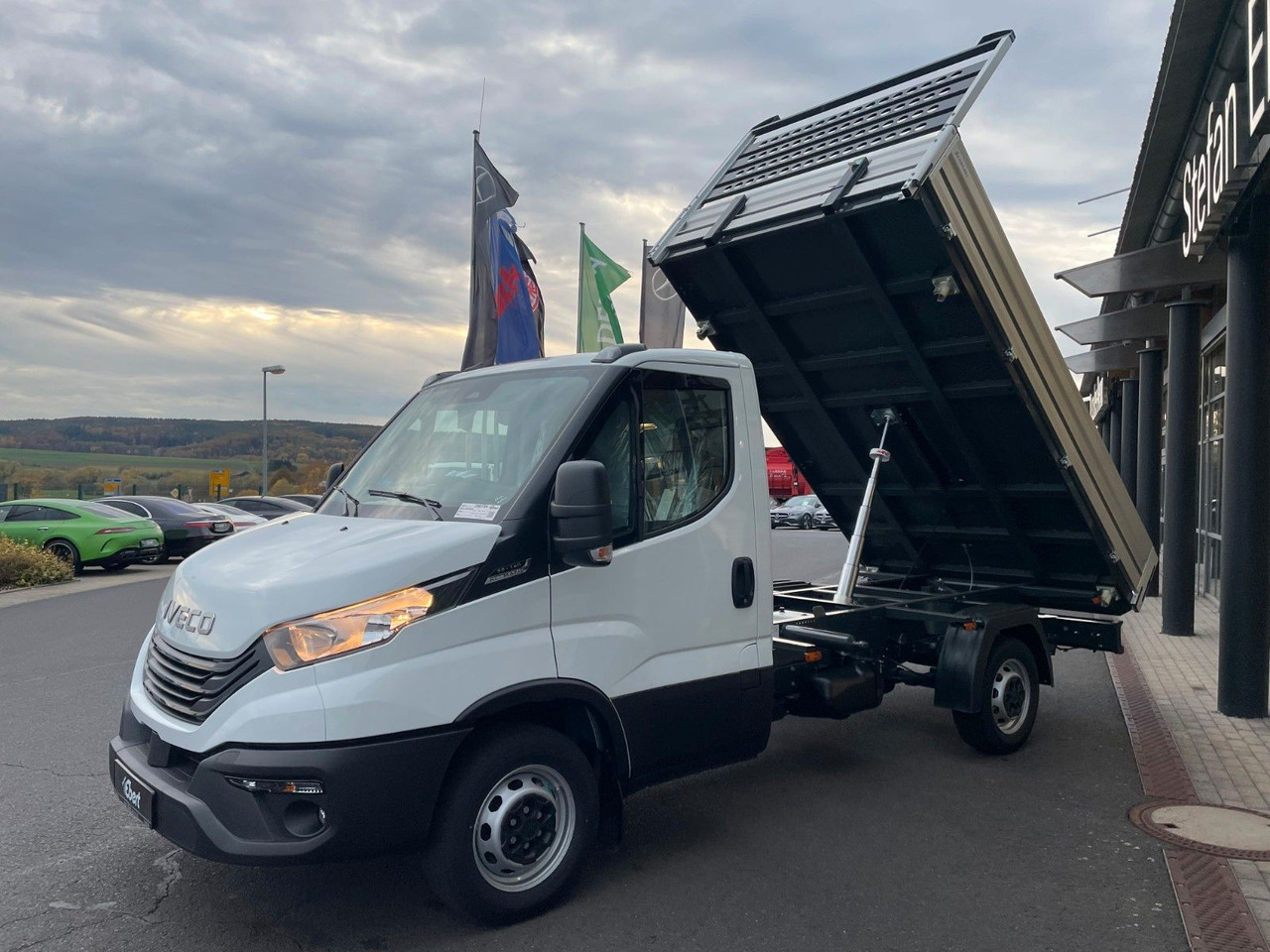 Iveco Daily 35S14 A8*R3.450mm*Automatik*Kamera*2Sitze* - Utilitaire benne: photos 3 Iveco Daily 35S14 A8*R3.450mm*Automatik*Kamera*2Sitze* - Utilitaire benne: photos 3
