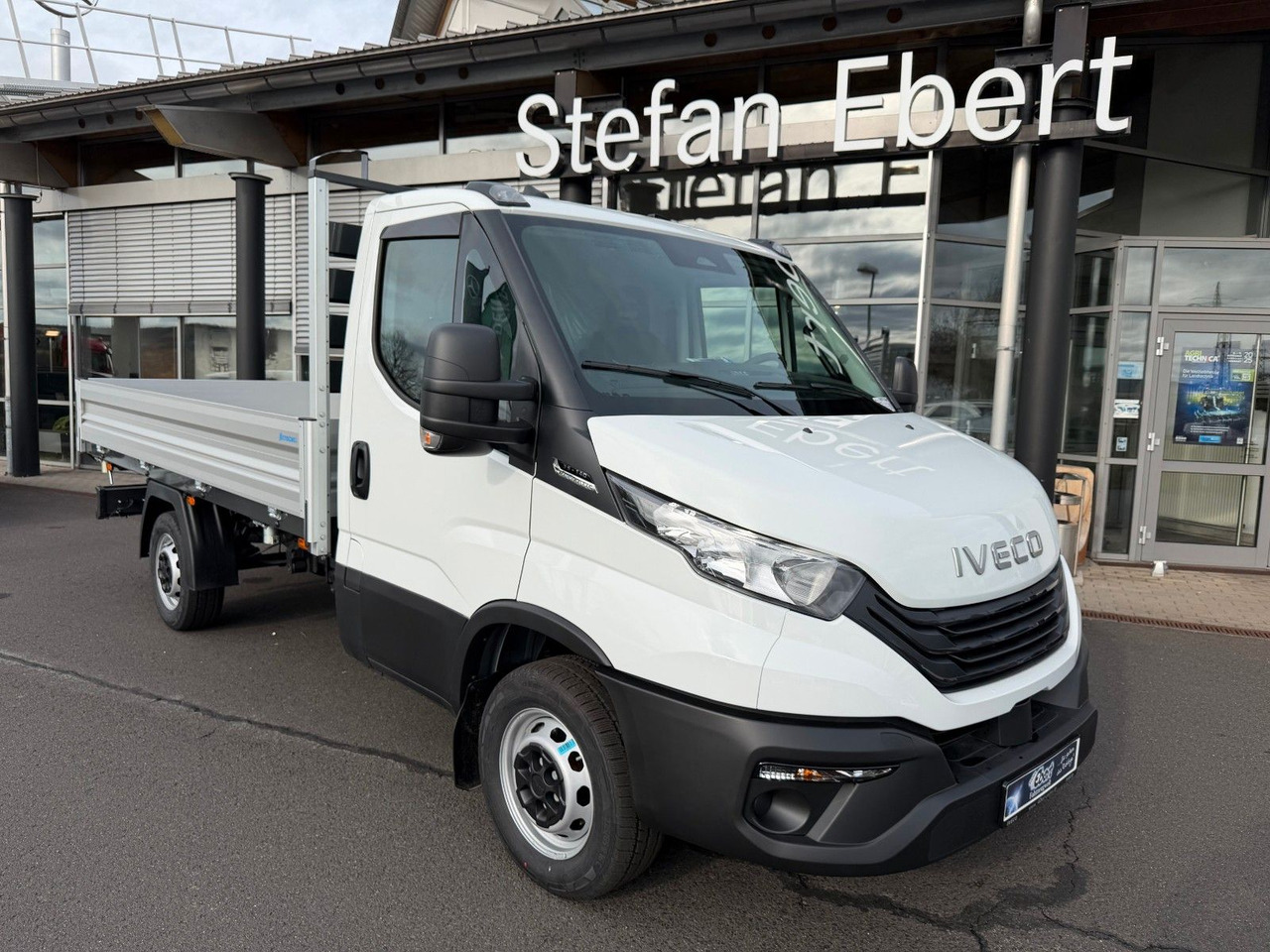 Iveco Daily 35S14 A8*R3.450mm*Automatik*Kamera*2Sitze* - Utilitaire benne: photos 1 Iveco Daily 35S14 A8*R3.450mm*Automatik*Kamera*2Sitze* - Utilitaire benne: photos 1