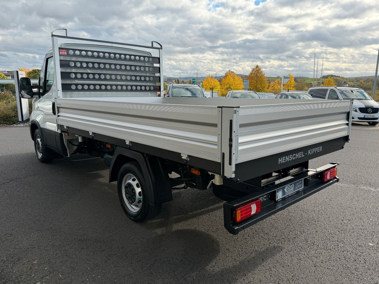 Iveco Daily 35S14 A8*R3.450mm*Automatik*Kamera*3Sitze* - Utilitaire benne: photos 4 Iveco Daily 35S14 A8*R3.450mm*Automatik*Kamera*3Sitze* - Utilitaire benne: photos 4