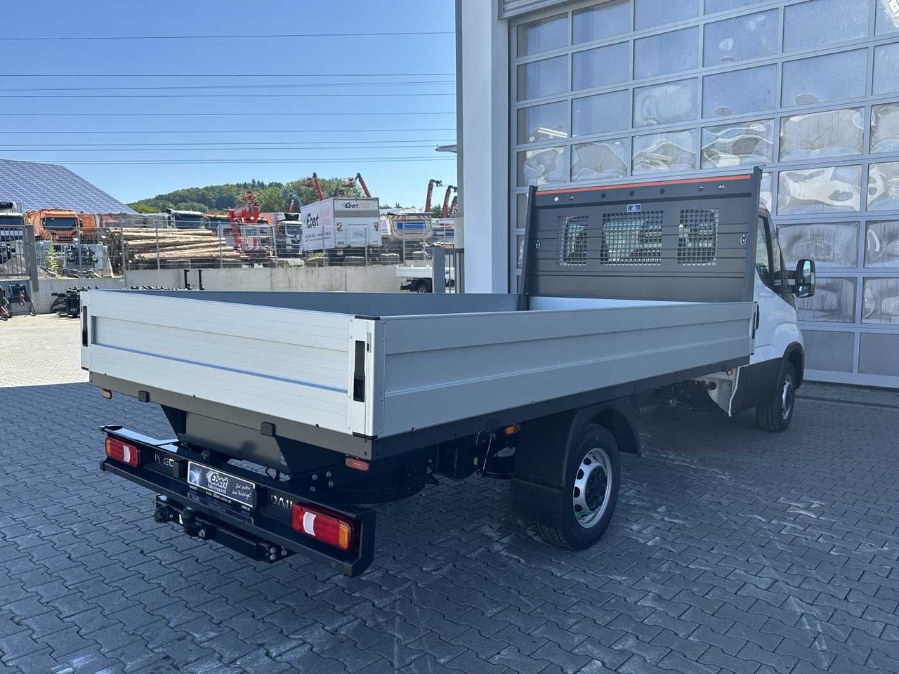 Iveco Daily 35S16 3.0L *R3.750mm*AHK* 2x - Utilitaire plateau: photos 4 Iveco Daily 35S16 3.0L *R3.750mm*AHK* 2x - Utilitaire plateau: photos 4