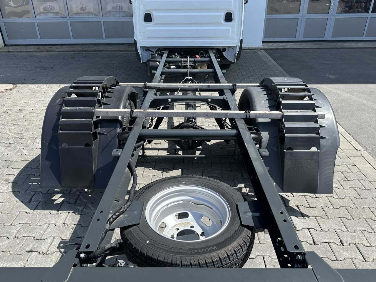 Iveco Daily 50C18 H 3.0L *R4.350mm*Klima* - Châssis cabine: photos 5 Iveco Daily 50C18 H 3.0L *R4.350mm*Klima* - Châssis cabine: photos 5