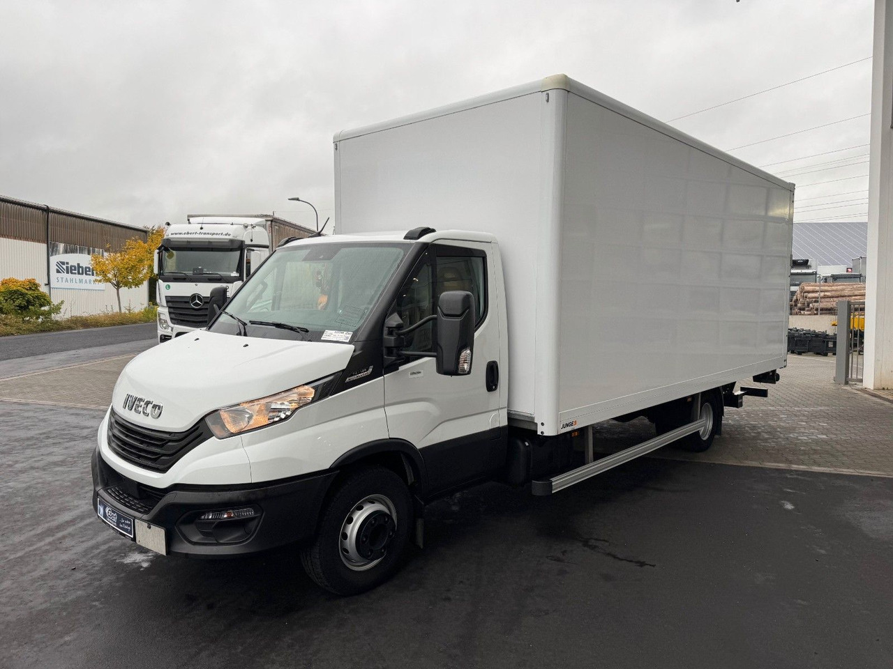 Iveco Daily 70C18 A8 *Koffer*LBW*Automatik* - Fourgon grand volume: photos 4 Iveco Daily 70C18 A8 *Koffer*LBW*Automatik* - Fourgon grand volume: photos 4