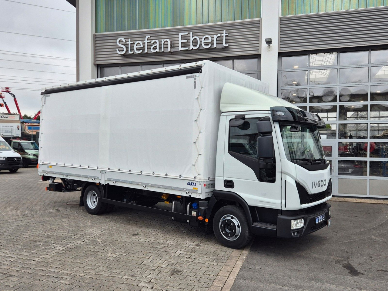 Iveco Eurocargo ML75E19/P LBW Spoiler Klima 3 Sitze - Utilitaire rideaux coulissants (PLSC): photos 4 Iveco Eurocargo ML75E19/P LBW Spoiler Klima 3 Sitze - Utilitaire rideaux coulissants (PLSC): photos 4