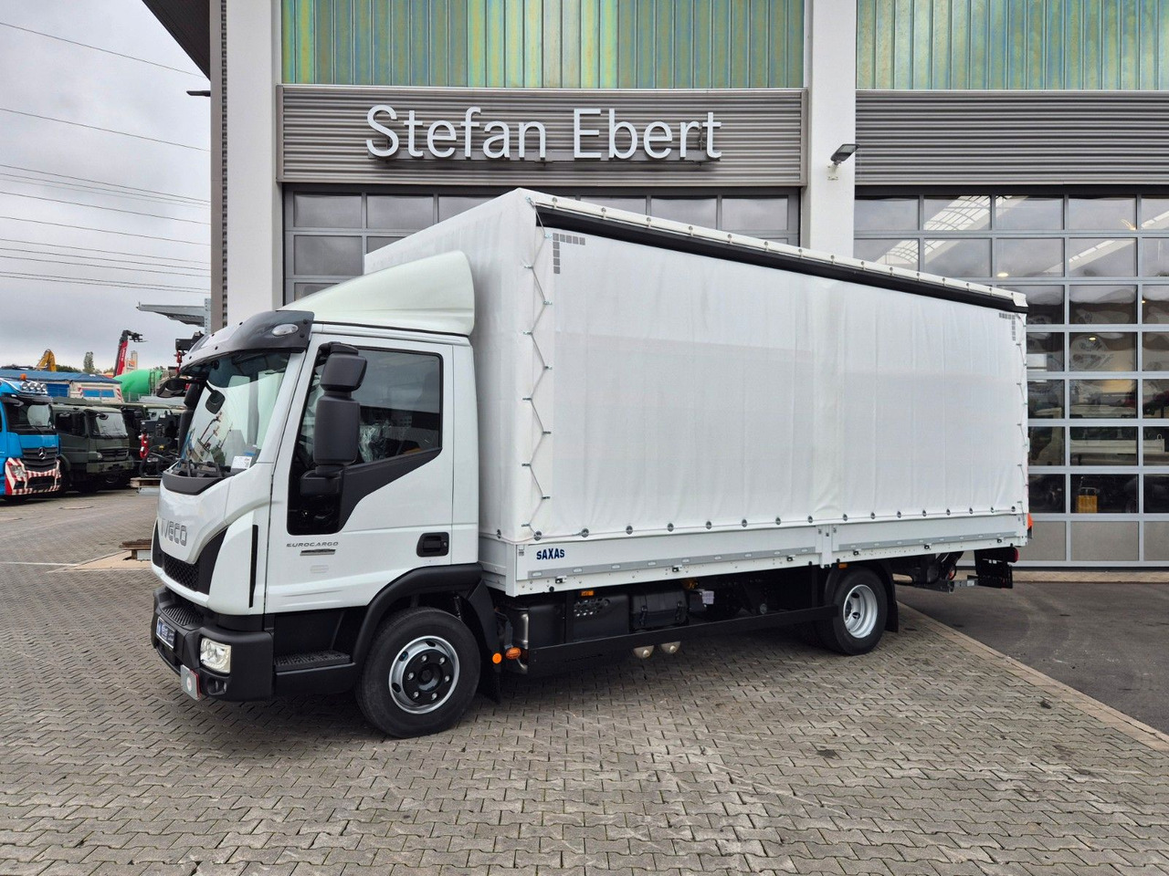 Iveco Eurocargo ML75E19/P LBW Spoiler Klima 3 Sitze - Utilitaire rideaux coulissants (PLSC): photos 3 Iveco Eurocargo ML75E19/P LBW Spoiler Klima 3 Sitze - Utilitaire rideaux coulissants (PLSC): photos 3