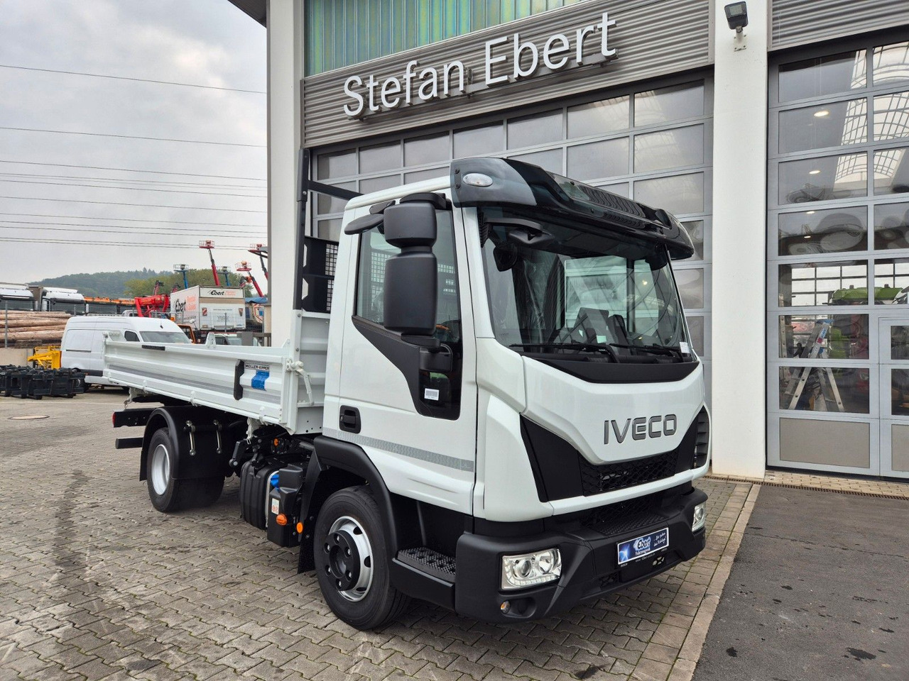 Iveco Eurocargo ML80E21 Meiller Kipper 2x AHK 3 Sitze - Utilitaire benne: photos 3 Iveco Eurocargo ML80E21 Meiller Kipper 2x AHK 3 Sitze - Utilitaire benne: photos 3