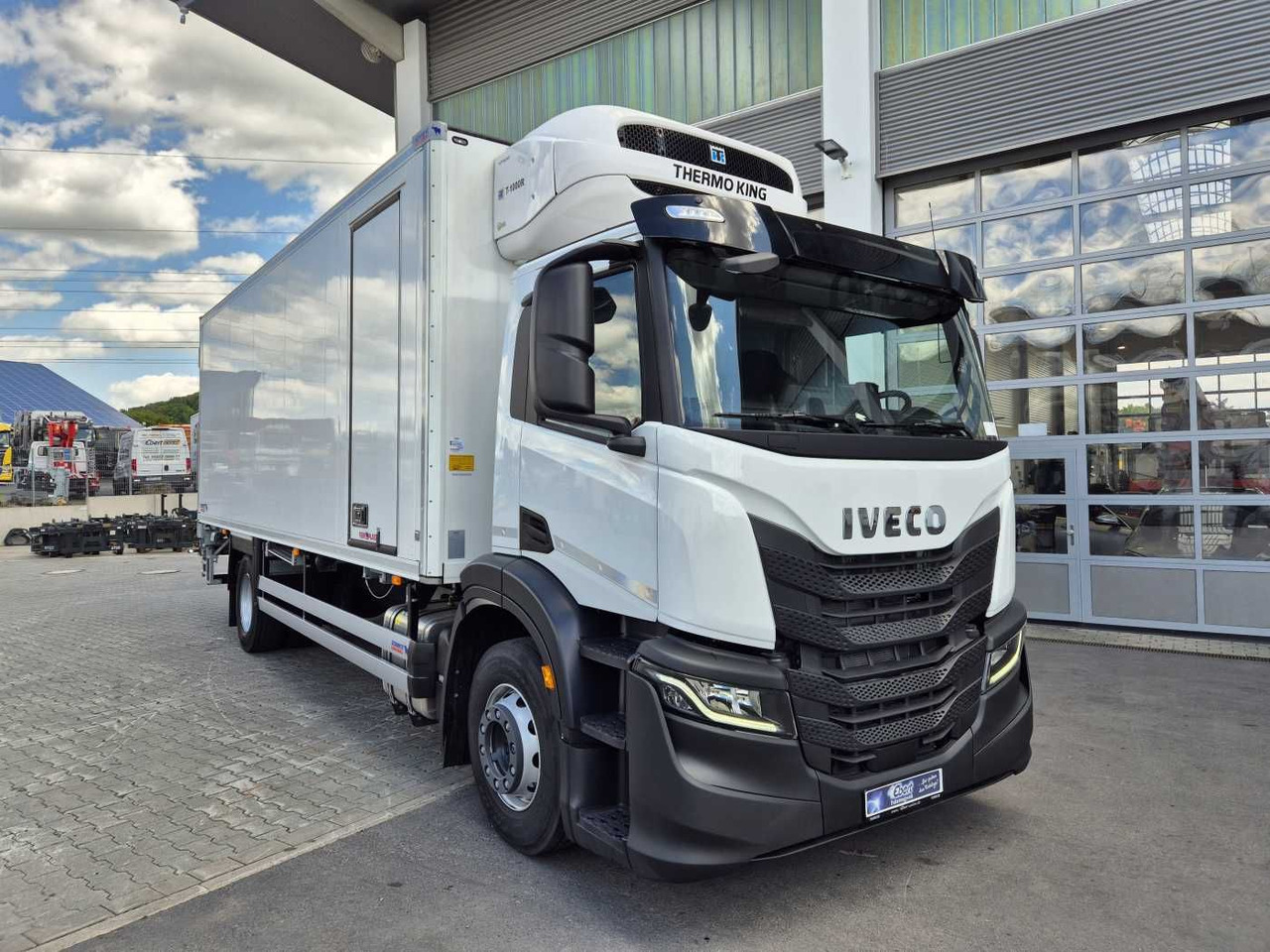 Iveco S-Way AD190S40/FP ThermoKing T-1000R LBW Tür AHK - Camion frigorifique: photos 2 Iveco S-Way AD190S40/FP ThermoKing T-1000R LBW Tür AHK - Camion frigorifique: photos 2