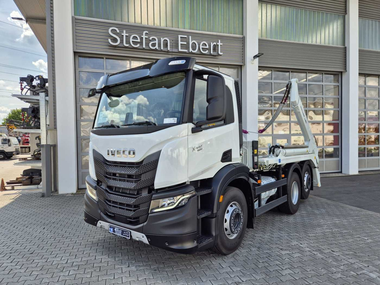 Iveco X-Way AD280X42Y/PS Meiller AK 16.T Funk Intarder - Camion benne: photos 2 Iveco X-Way AD280X42Y/PS Meiller AK 16.T Funk Intarder - Camion benne: photos 2