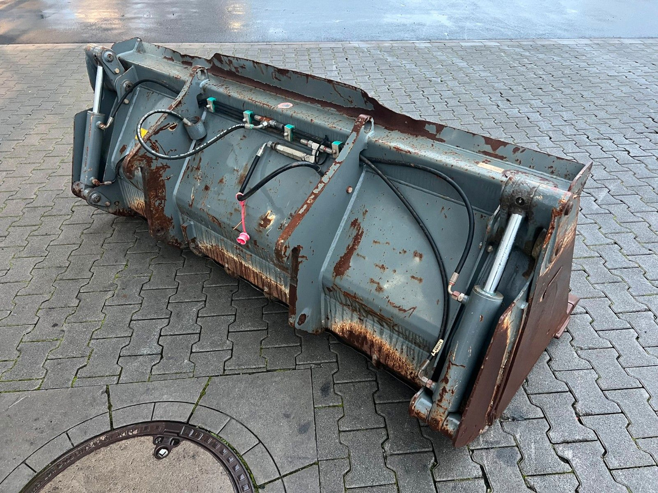 Klappschaufel / Zettelmeyer / Volvo CAT JCB - Godet pour chargeur: photos 4 Klappschaufel / Zettelmeyer / Volvo CAT JCB - Godet pour chargeur: photos 4