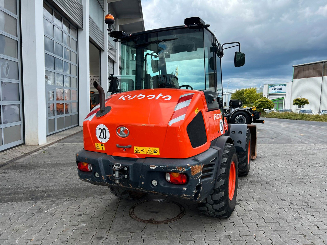 Kubota R070 / Gabel & Schaufel / nur 1.869h! - Chargeuse sur pneus: photos 4 Kubota R070 / Gabel & Schaufel / nur 1.869h! - Chargeuse sur pneus: photos 4