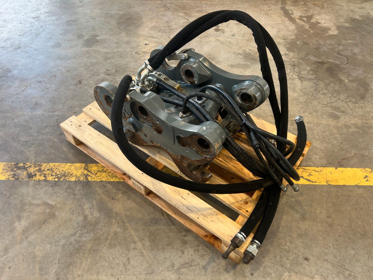 Attache rapide Liebherr SW48 Likufix Schnellwechsler / 2018: photos 7 Attache rapide Liebherr SW48 Likufix Schnellwechsler / 2018: photos 7