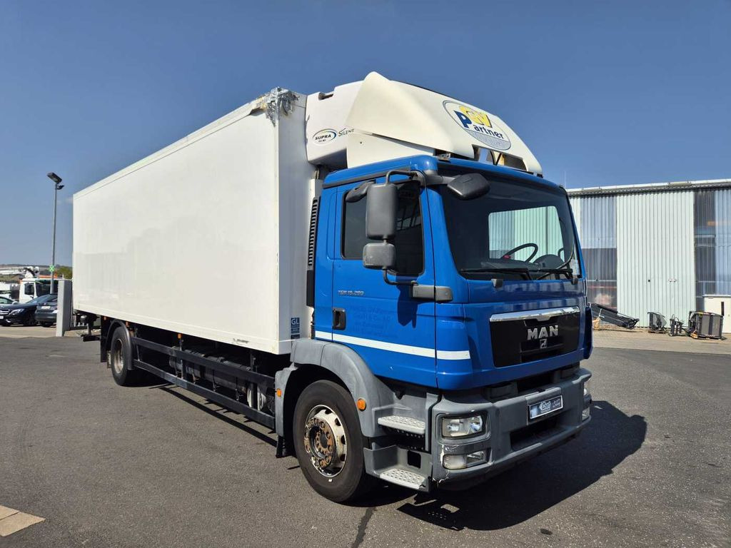 MAN TGM 18.290 4x2 LL Carrier Supra 950Mt LBW - Camion frigorifique: photos 2 MAN TGM 18.290 4x2 LL Carrier Supra 950Mt LBW - Camion frigorifique: photos 2