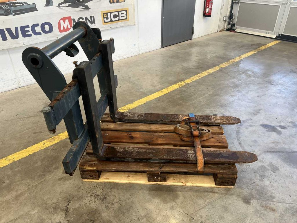 Magni Palettengabel / Manitou / 5.000 kg / 2017 - Fourches: photos 3 Magni Palettengabel / Manitou / 5.000 kg / 2017 - Fourches: photos 3