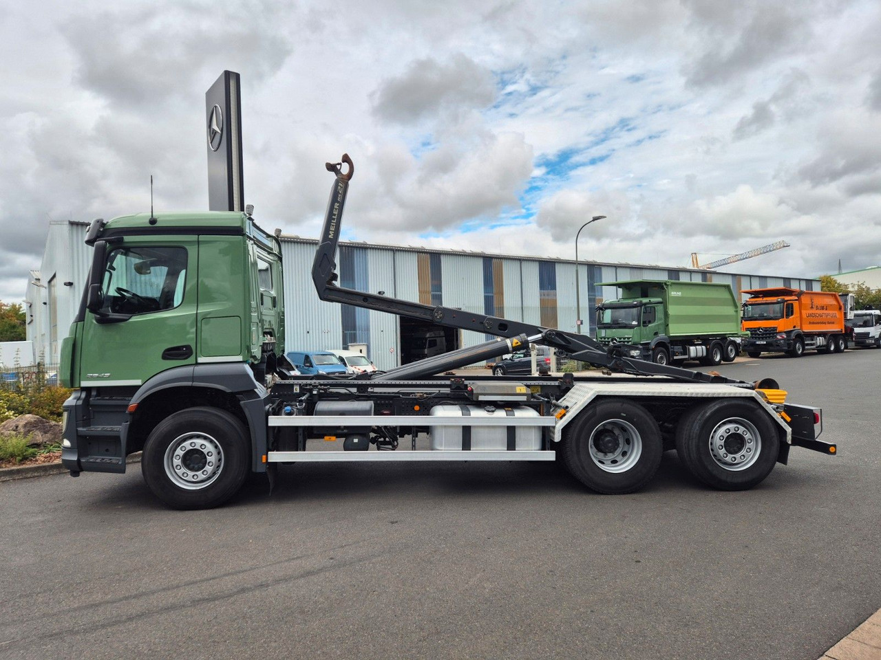 Mercedes-Benz Arocs 2643 L 6x2-4 Meiller RS 21.65 Funk AHK - Camion ampliroll: photos 5 Mercedes-Benz Arocs 2643 L 6x2-4 Meiller RS 21.65 Funk AHK - Camion ampliroll: photos 5