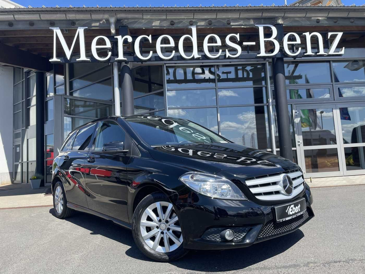 Mercedes-Benz B 200 CDI 7G-DCT Navi+PDC+Klima+SHZ - Voiture: photos 1 Mercedes-Benz B 200 CDI 7G-DCT Navi+PDC+Klima+SHZ - Voiture: photos 1