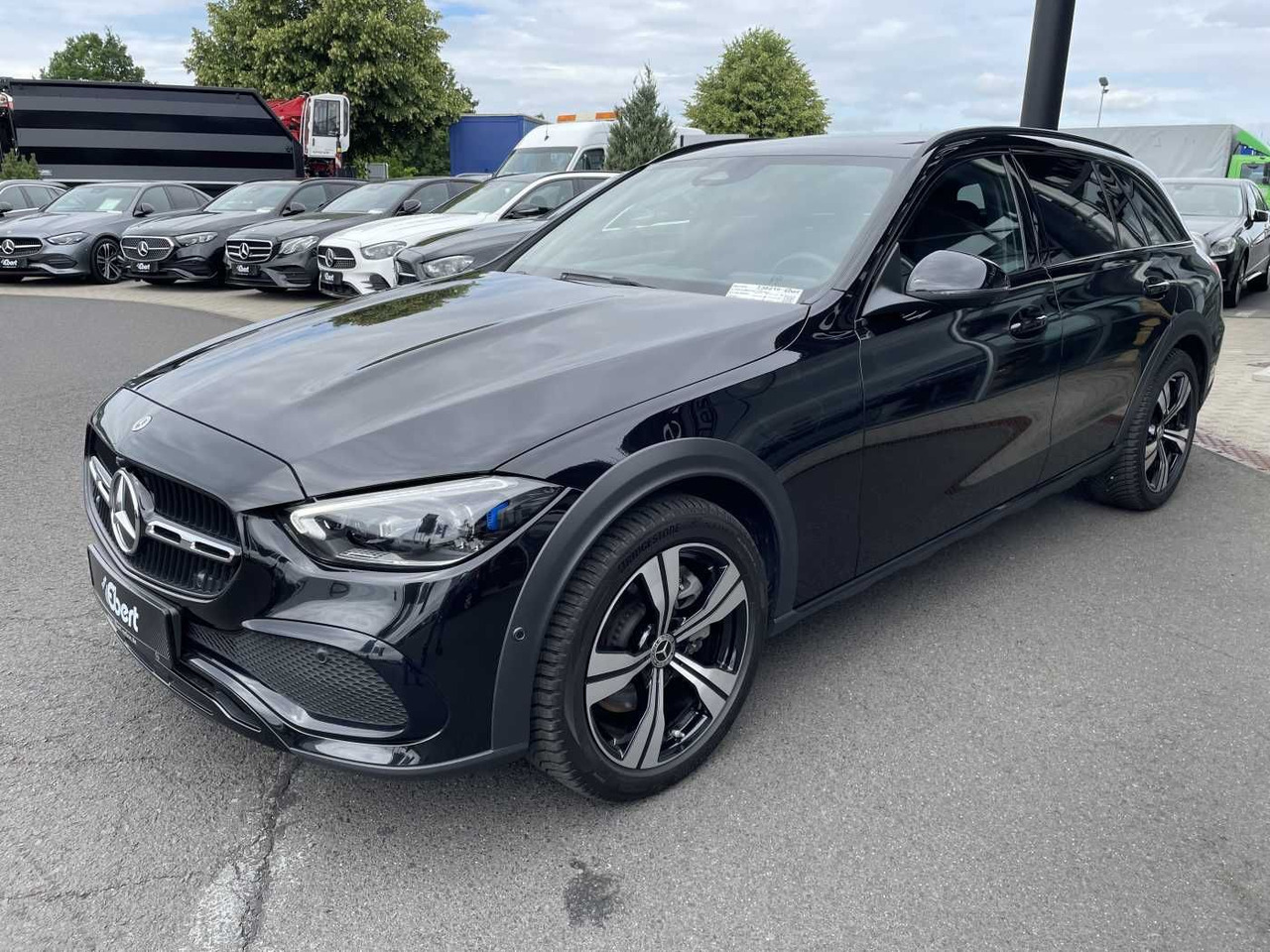 Mercedes-Benz C 220 d T 4M ALL-Terrain AHK+360°+ Digital+Leder - Voiture: photos 2 Mercedes-Benz C 220 d T 4M ALL-Terrain AHK+360°+ Digital+Leder - Voiture: photos 2