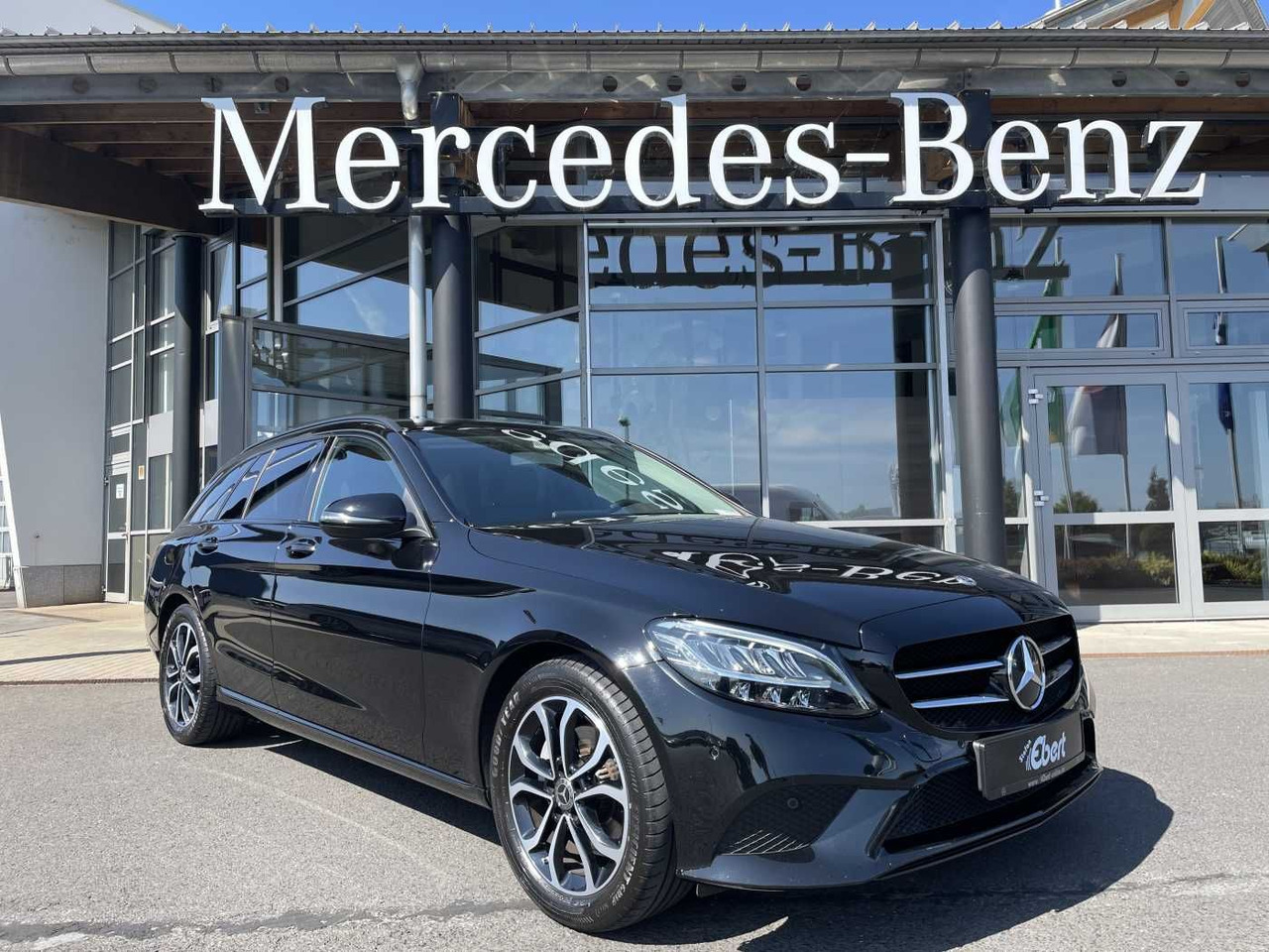 Mercedes-Benz C 220 d T 9G Avantgarde R-Kamera+AHK +Burmester+ - Voiture: photos 1 Mercedes-Benz C 220 d T 9G Avantgarde R-Kamera+AHK +Burmester+ - Voiture: photos 1