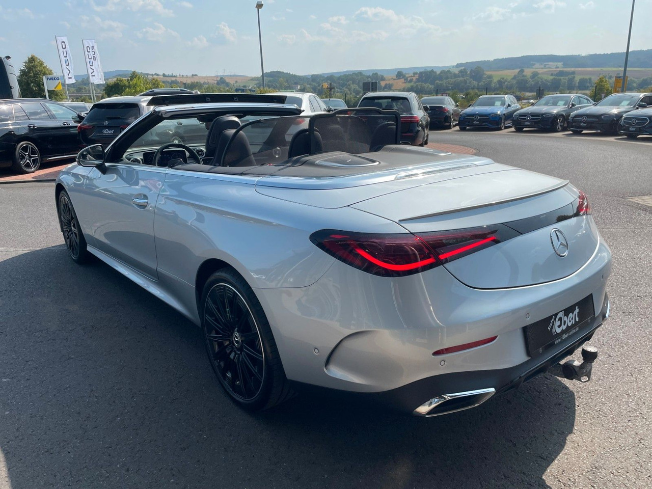 Mercedes-Benz CLE 220 d AMG StdH+360°+Distr+AHK+Burm+Digital - Voiture: photos 5 Mercedes-Benz CLE 220 d AMG StdH+360°+Distr+AHK+Burm+Digital - Voiture: photos 5