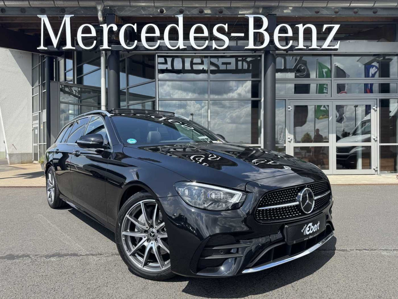 Mercedes-Benz E 220d AMG+Pano+Burm+Distr+Memory+AHK+360 - Voiture break: photos 1 Mercedes-Benz E 220d AMG+Pano+Burm+Distr+Memory+AHK+360 - Voiture break: photos 1
