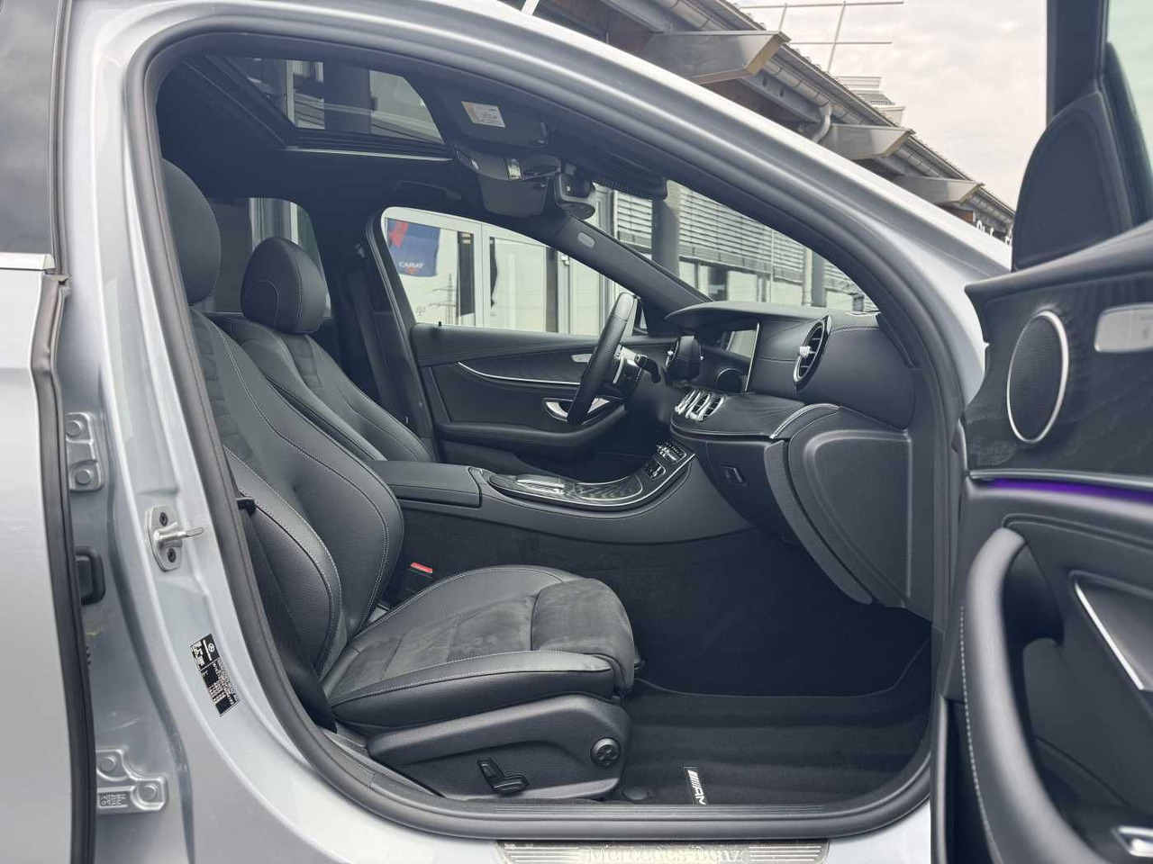 Voiture Mercedes-Benz E 220d T AMG+AHK+ESD+RKamera+TotW+ Ambiente: photos 6