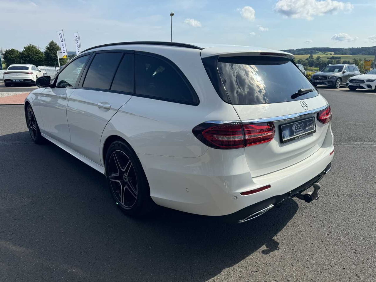 Mercedes-Benz E 220d T AMG+Pano+AHK+Night+TotW+ RKamera+Ambien - Voiture: photos 3 Mercedes-Benz E 220d T AMG+Pano+AHK+Night+TotW+ RKamera+Ambien - Voiture: photos 3